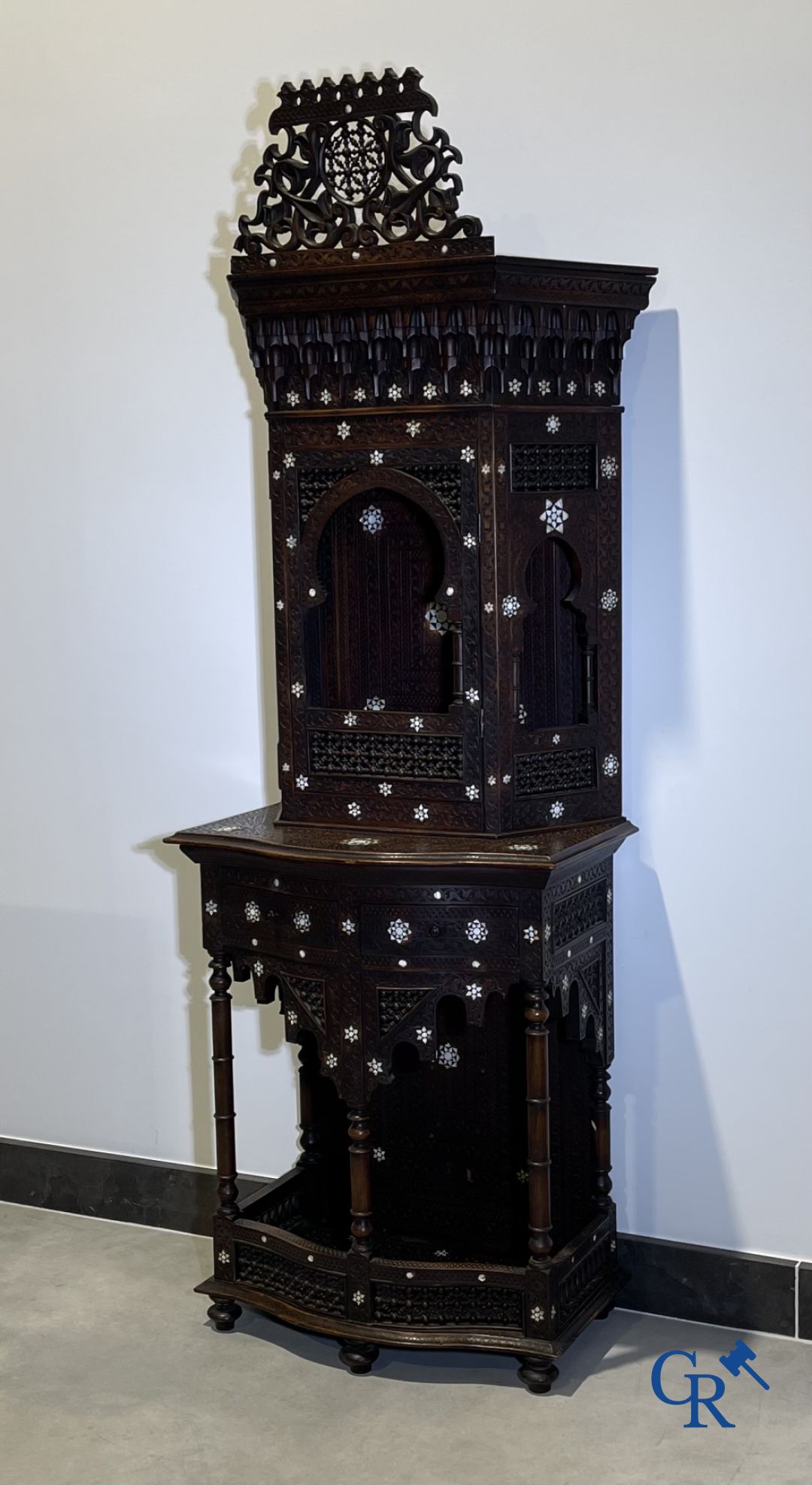 Sculpted furniture with inlays of ebony and mother-of-pearl. Syria, early 19th century.
