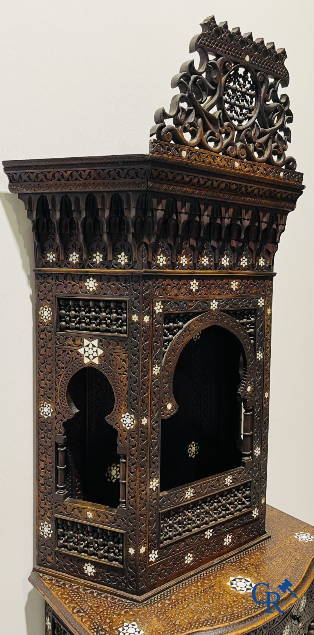 Sculpted furniture with inlays of ebony and mother-of-pearl. Syria, early 19th century.