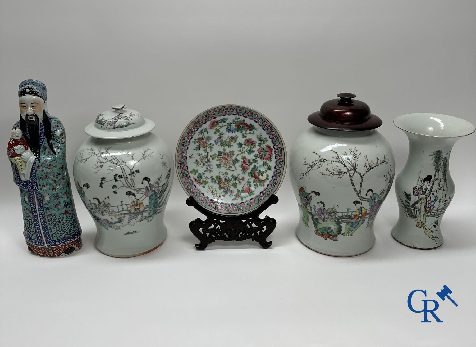 Ensemble de porcelaine chinoise.