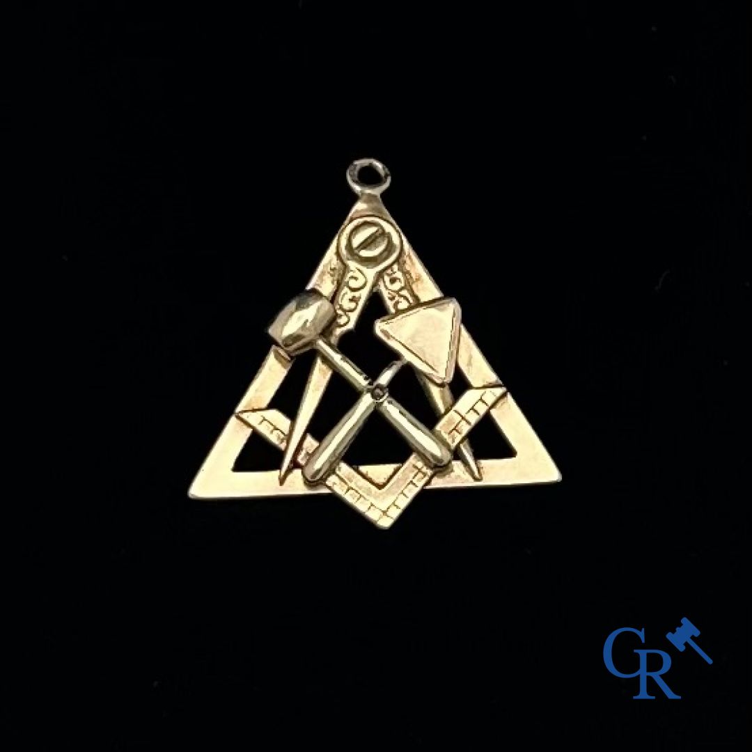 Jewel: Masonic pendant in gold 14K.