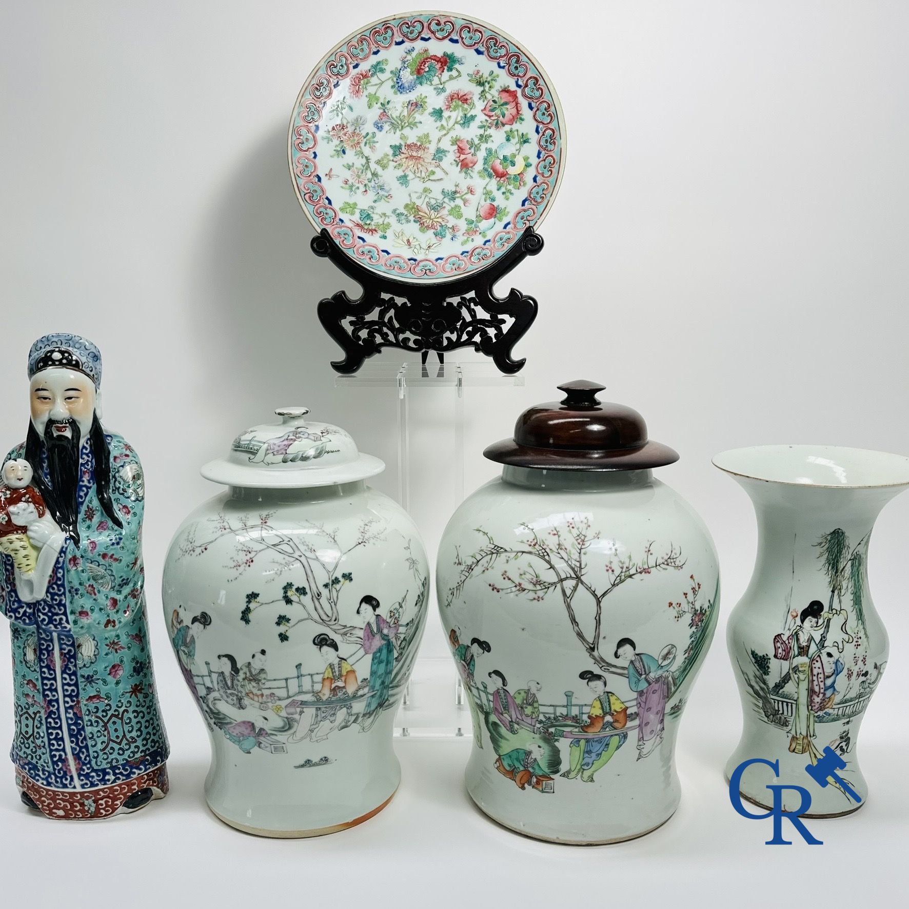 Ensemble de porcelaine chinoise.
