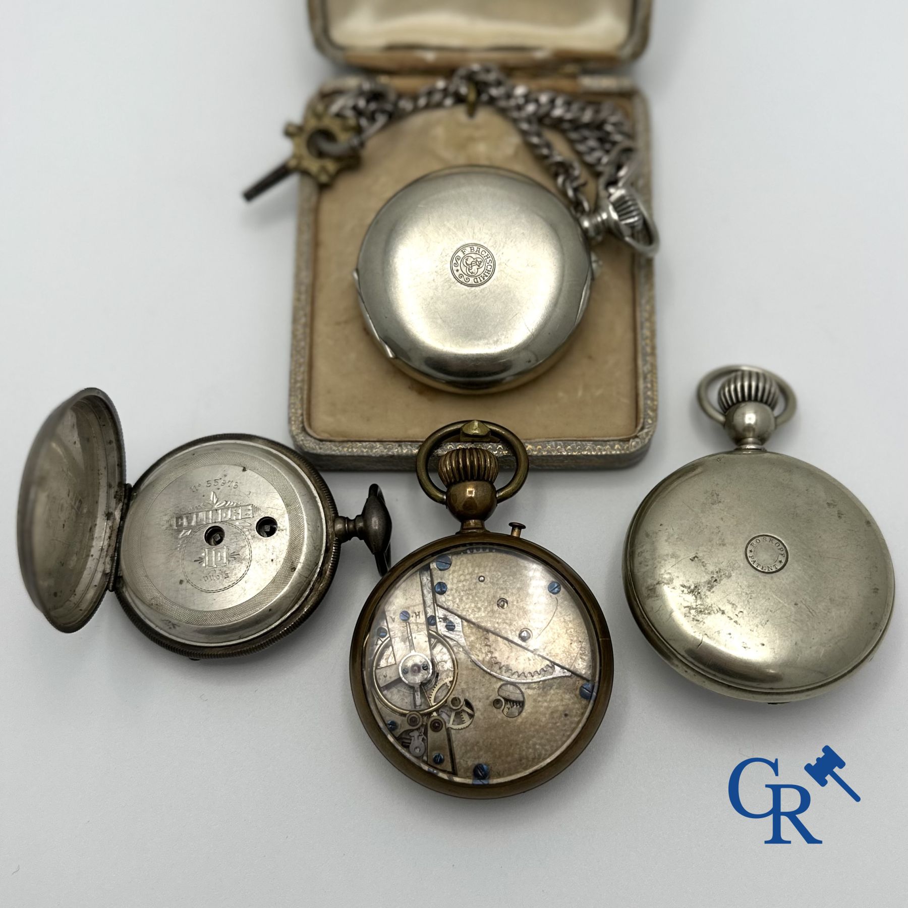 Montres: Lot de 4 montres de poche anciennes.