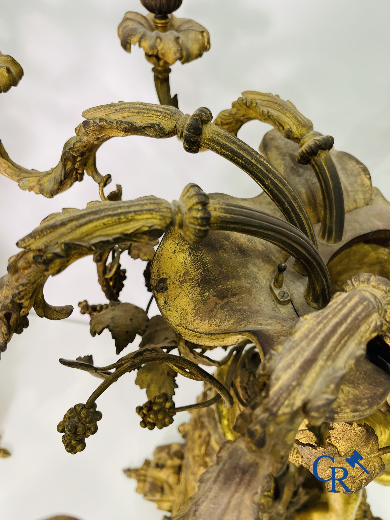 A pair of imposing bronze candlesticks with putti in LXVI style. Napoleon III period.