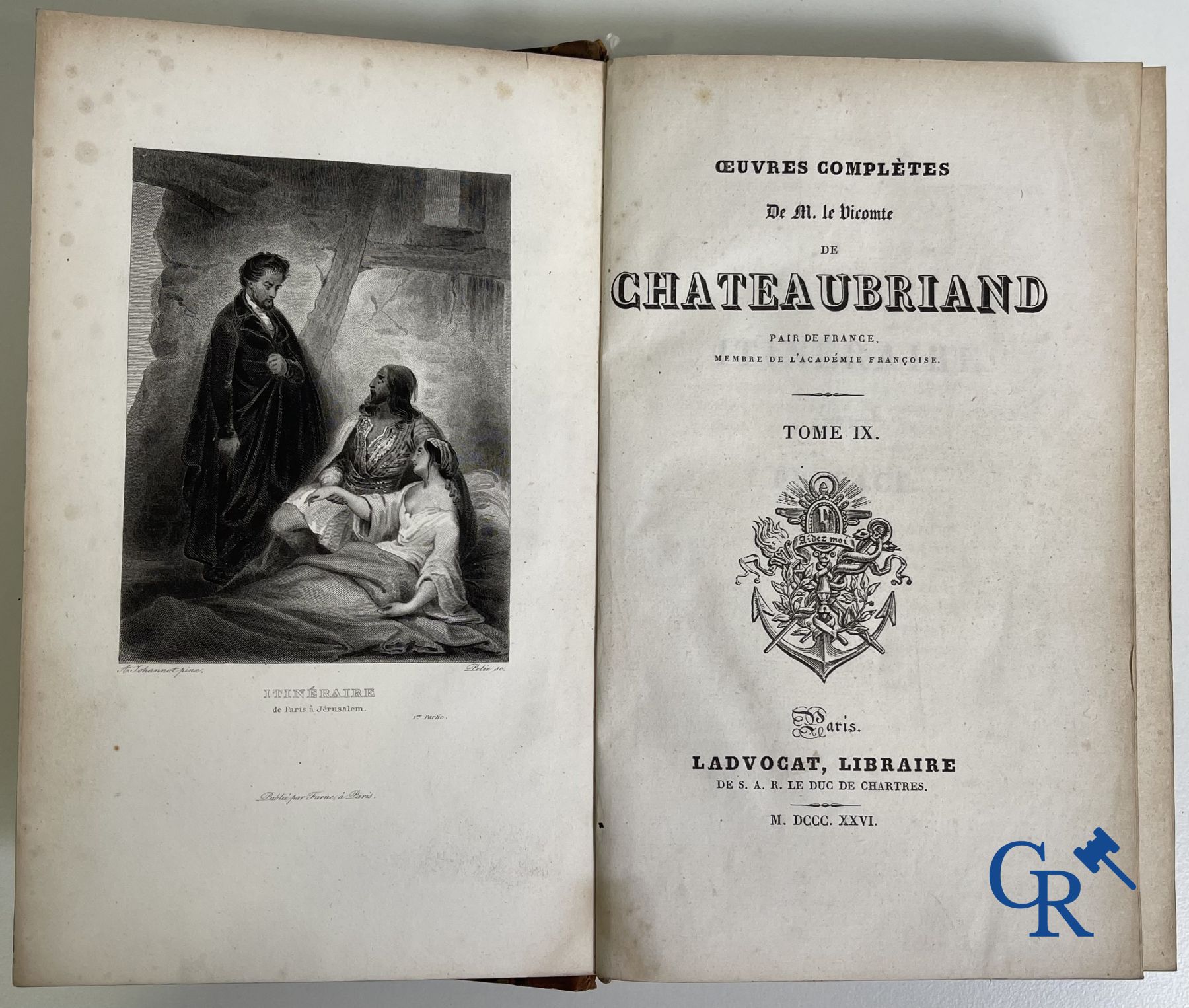Livres anciens: Lot de livres décoratifs avec des thèmes variés. 17-18ème siècle.