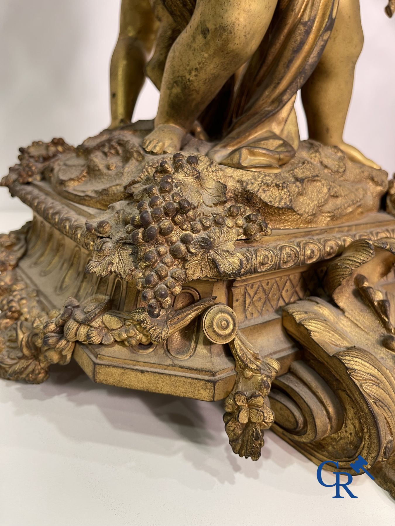 A pair of imposing bronze candlesticks with putti in LXVI style. Napoleon III period.