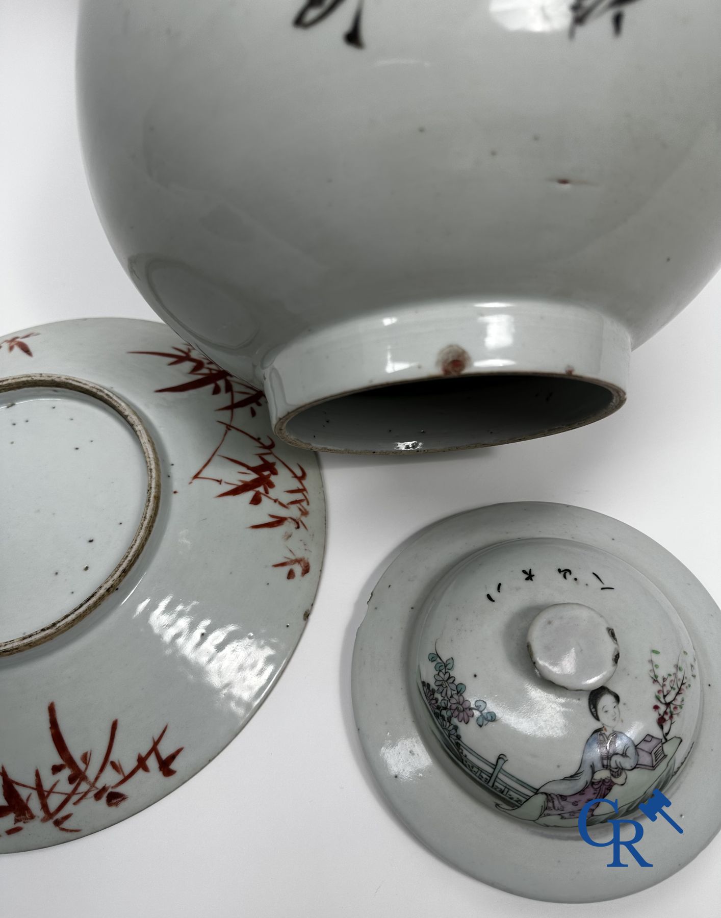 Ensemble de porcelaine chinoise.