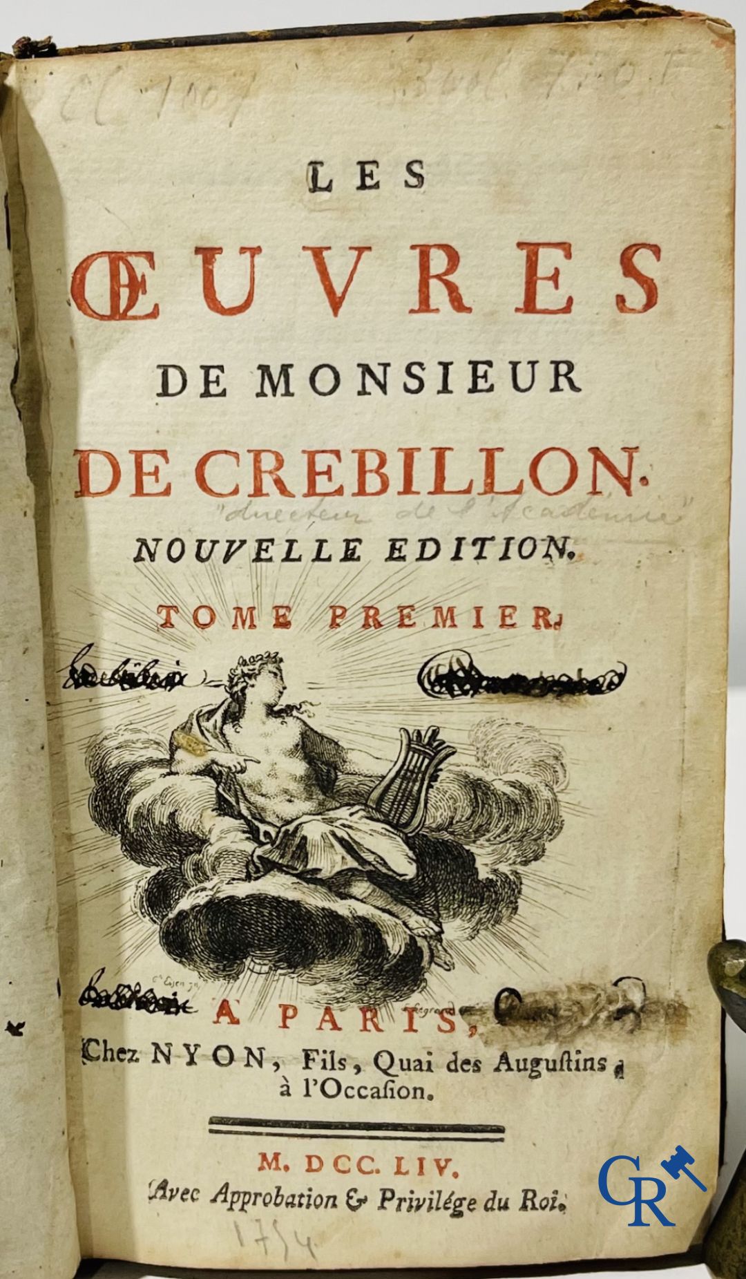 Livres anciens : Abbé de Fontenay (4 volumes) 1774 et Les œuvres de monsieur de Crébillon (3 volumes) 1754.