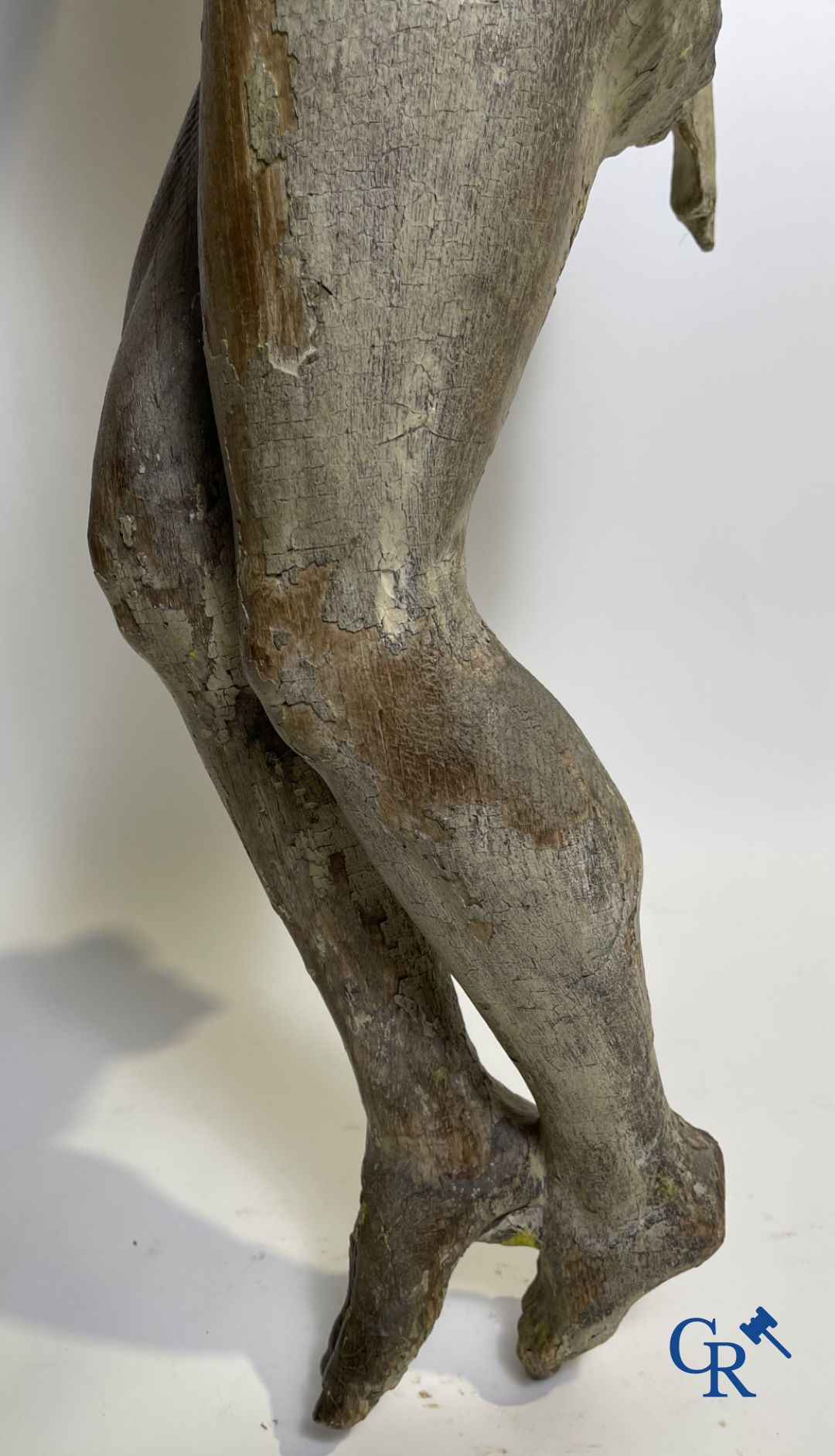 Impressionnant corpus en chêne du XVIIIe siècle.