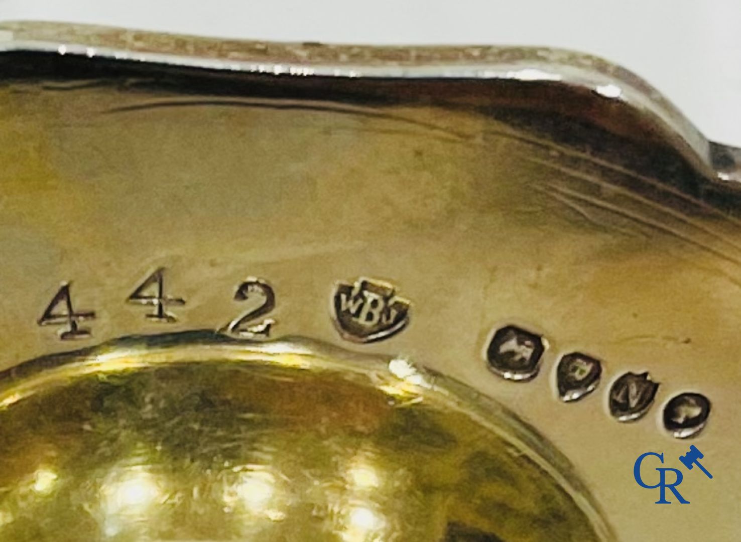 A lot of 9 pieces of various religious objects in silver. 18th-19th century