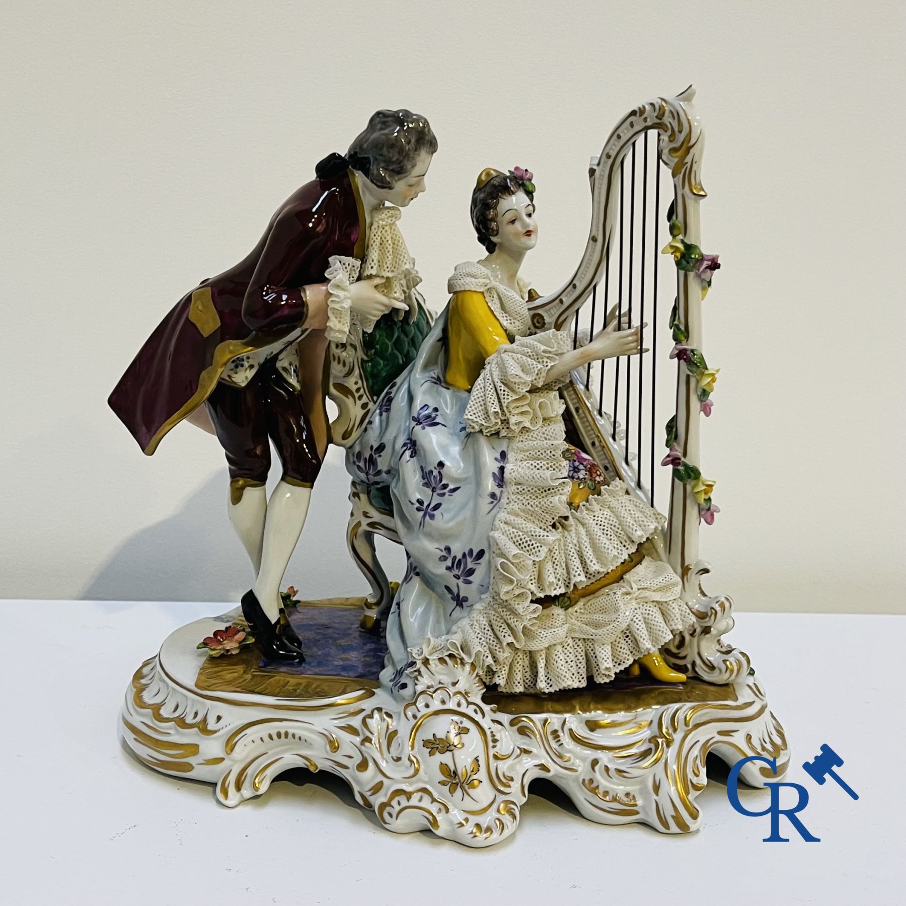 Porcelaine: Volkstedt Rudolstadt: "Le joueur de harpe"