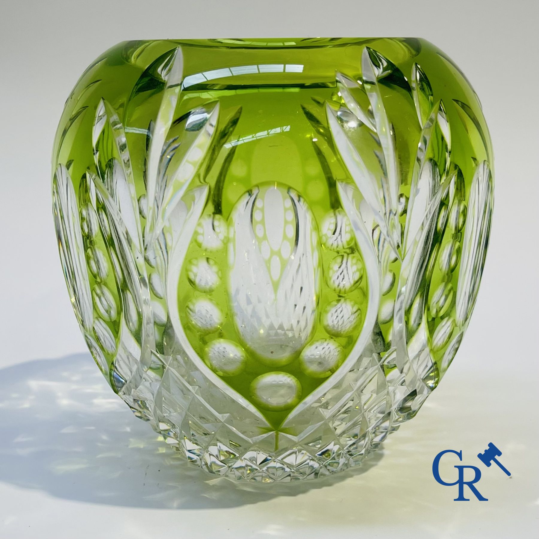 Verrerie: 4 vases en cristal Val Saint Lambert.