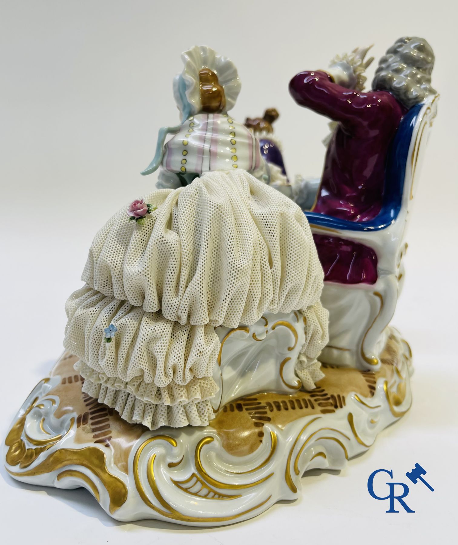 Porcelain: Unterweissbach: "In the tea room".