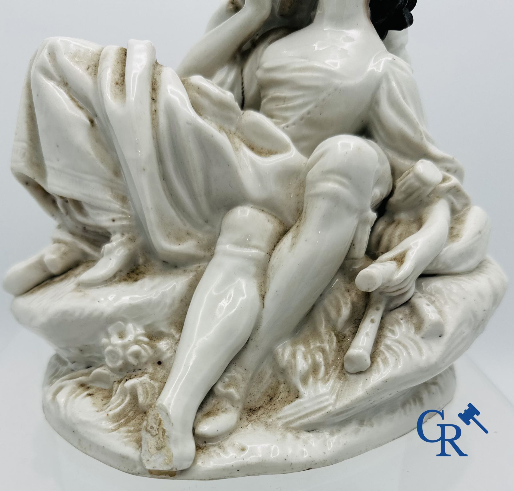 Meissen, 18th century. Group in fine porcelain depicting a couple in love.