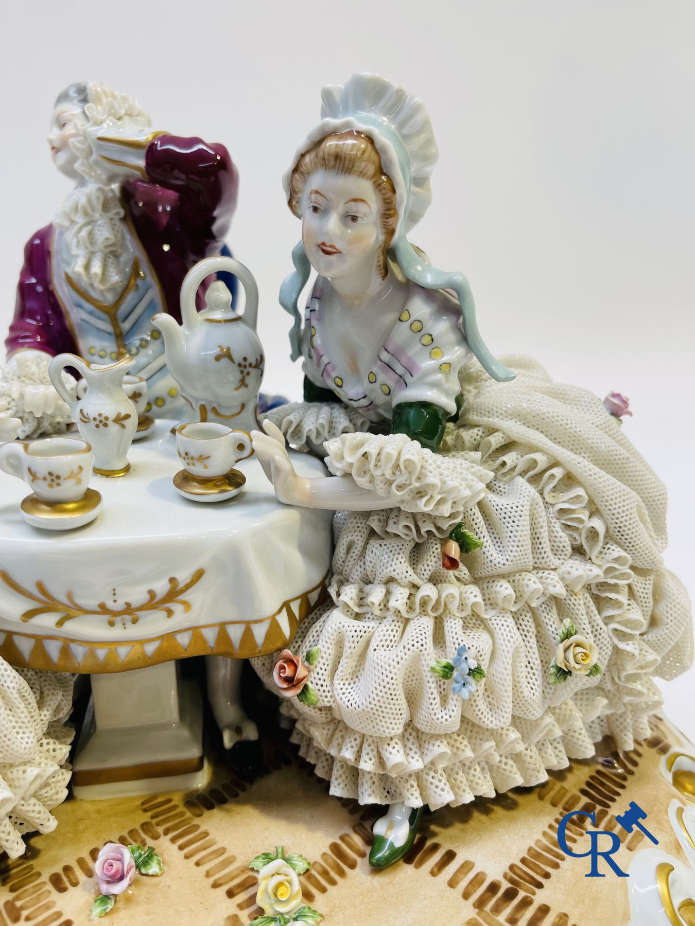 Porcelain: Unterweissbach: "In the tea room".