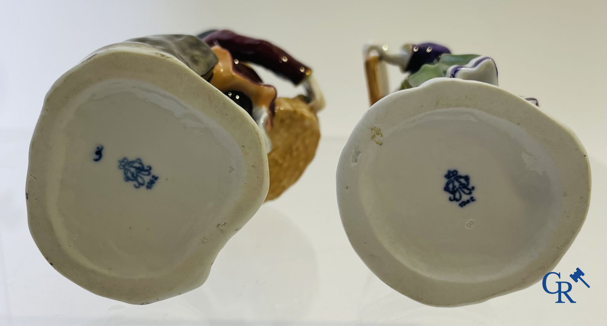 Porcelaine: Volkstedt Rudolstadt: 4 groupes en dentelle "lace porcelain".