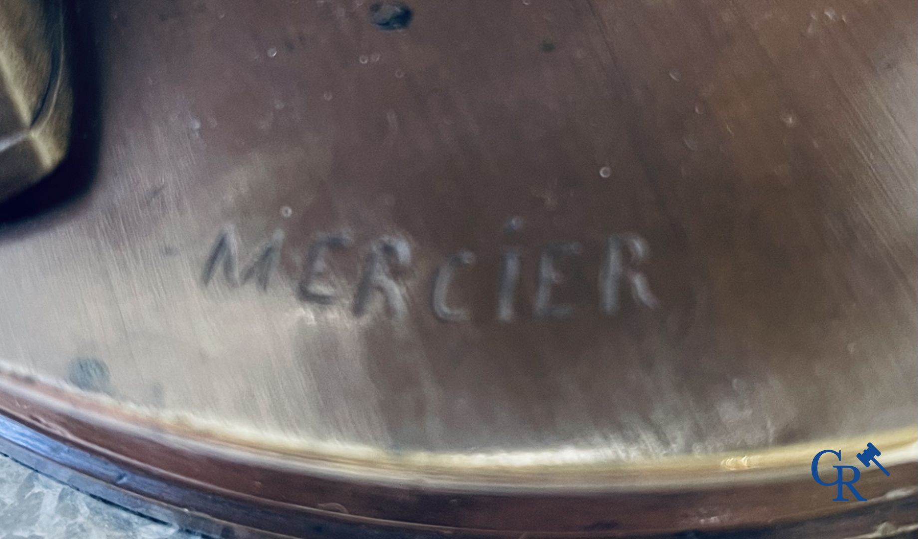 Michel-Louis Victor Mercier (1810-1894) Bronze statue of the goddess of hunting Diana. Signed Mercier. 19th century.