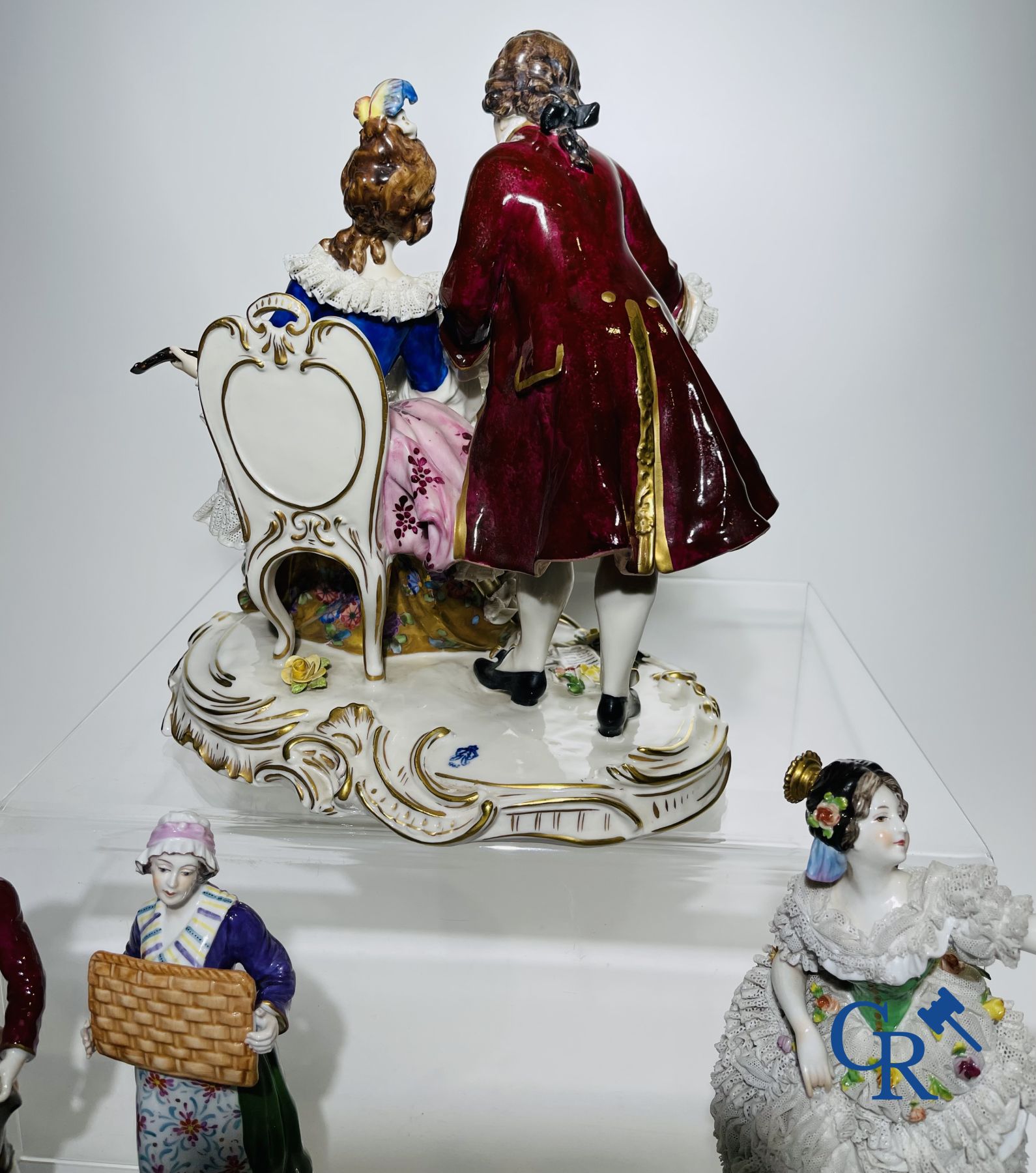 Porcelaine: Volkstedt Rudolstadt: 4 groupes en dentelle "lace porcelain".