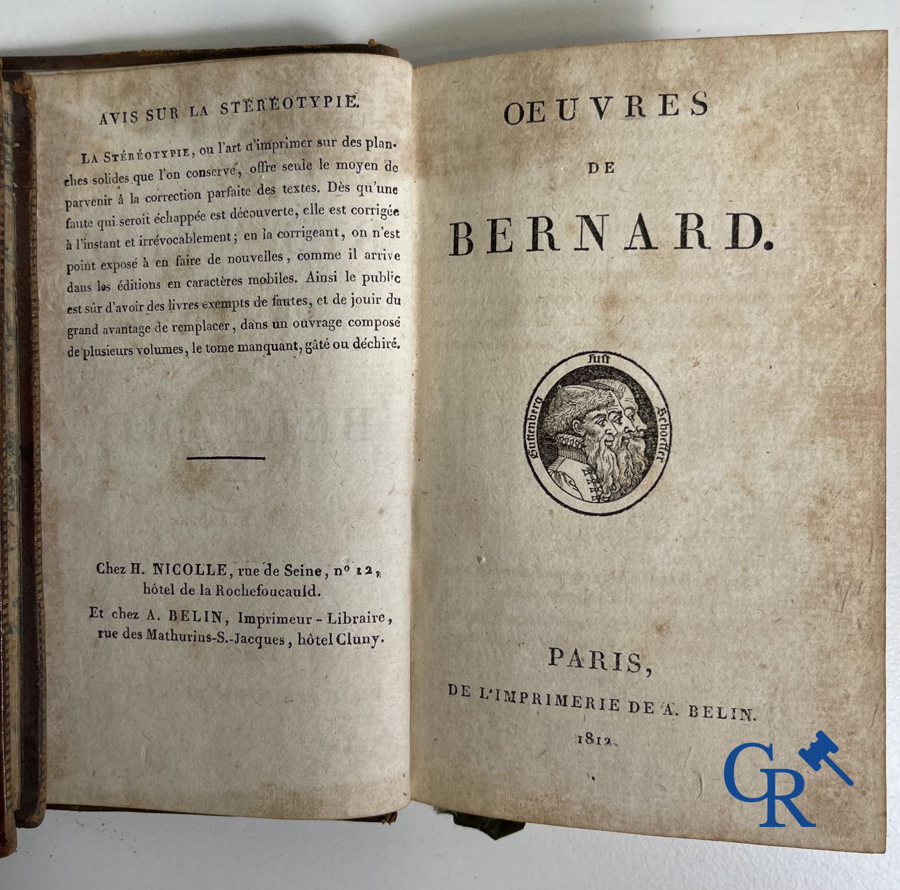 Livres anciens: Lot de livres décoratifs avec des thèmes variés. 17-18ème siècle.