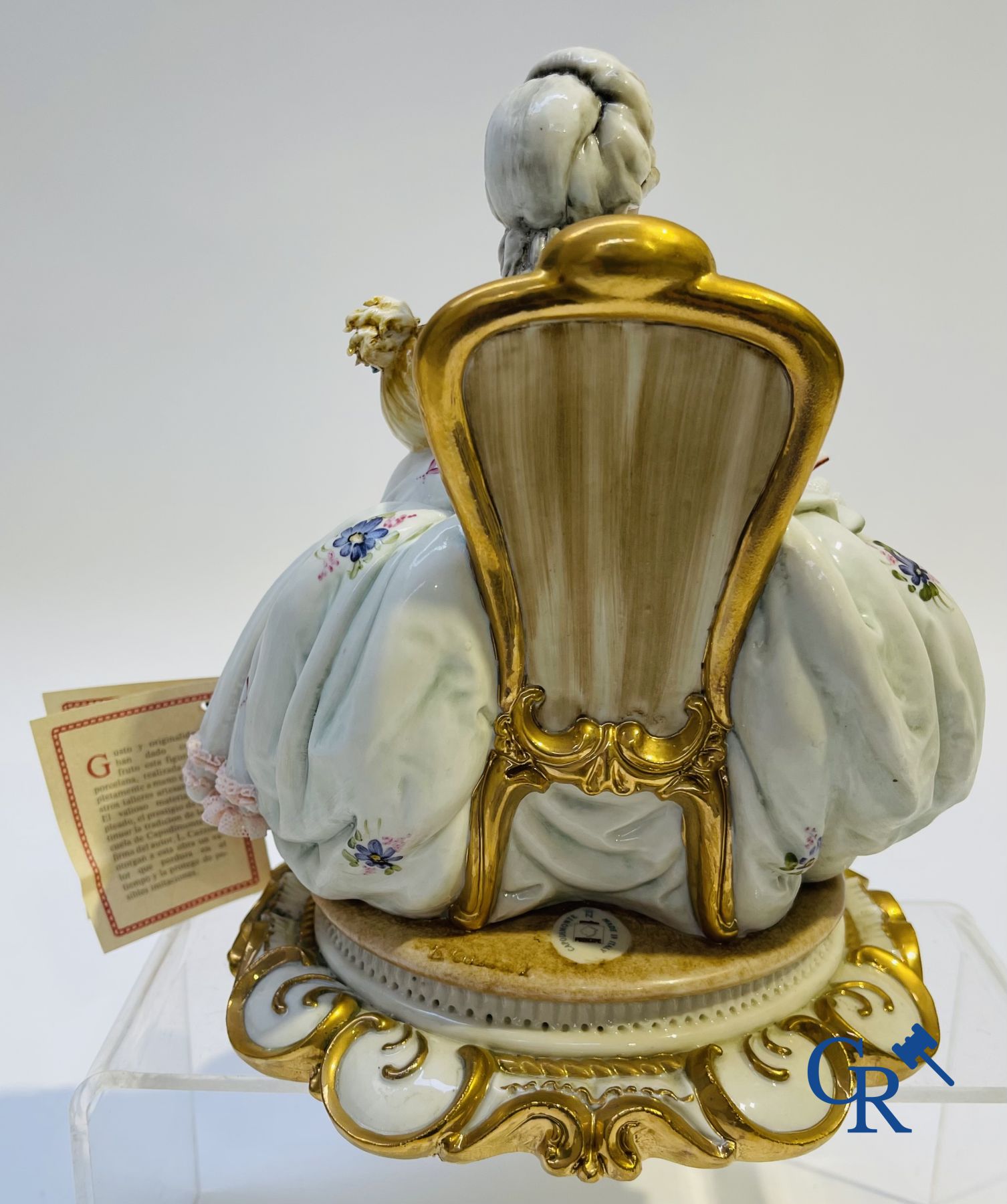 Porcelain: Capodimonte: 3 groups in Italian porcelain with lace.