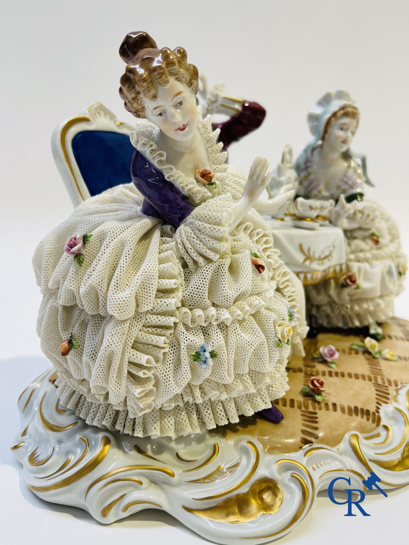 Porcelain: Unterweissbach: "In the tea room".