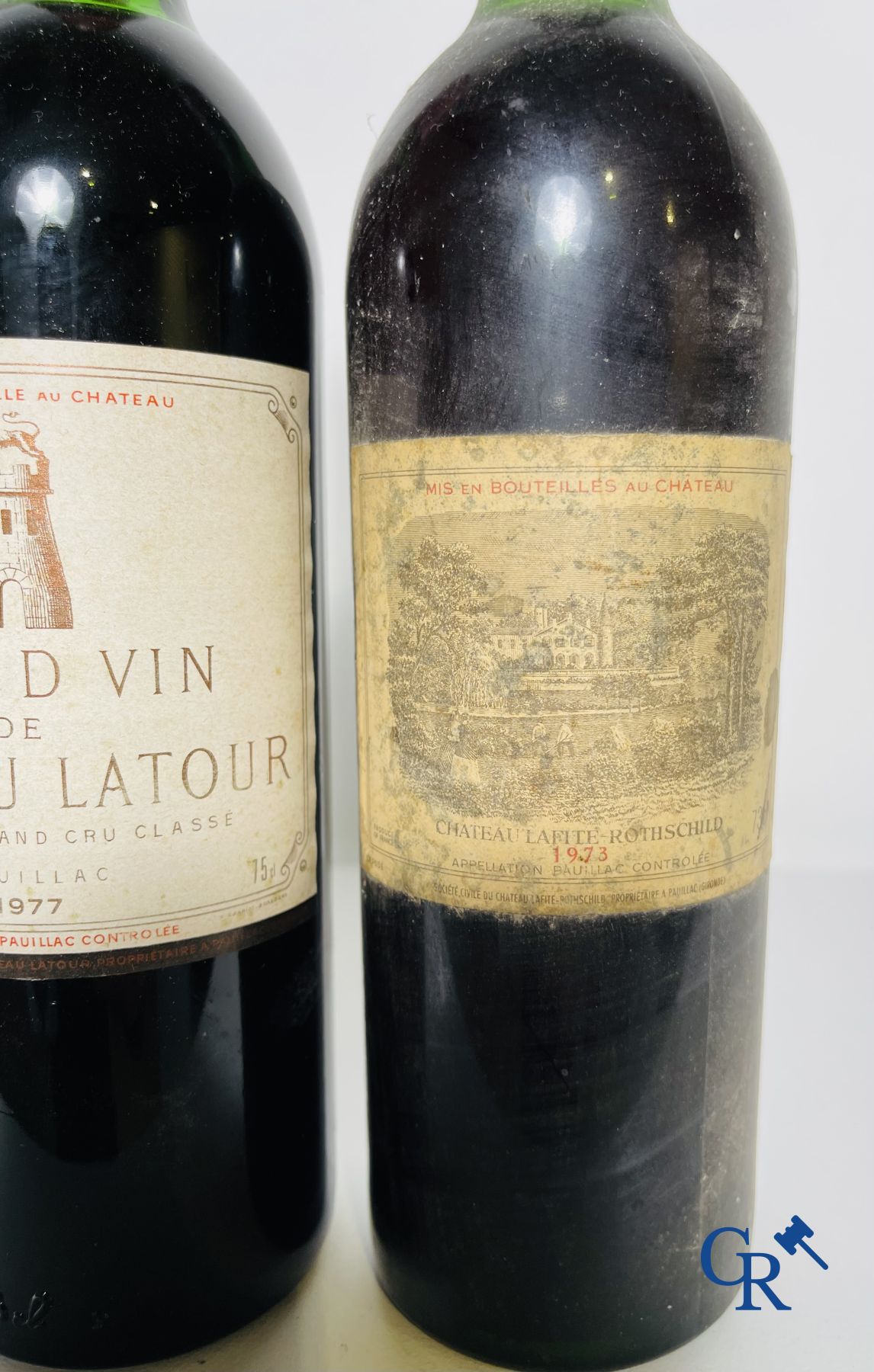 Vins. Bordeaux. Château Latour 1977 et Château Lafite Rothschild 1973.