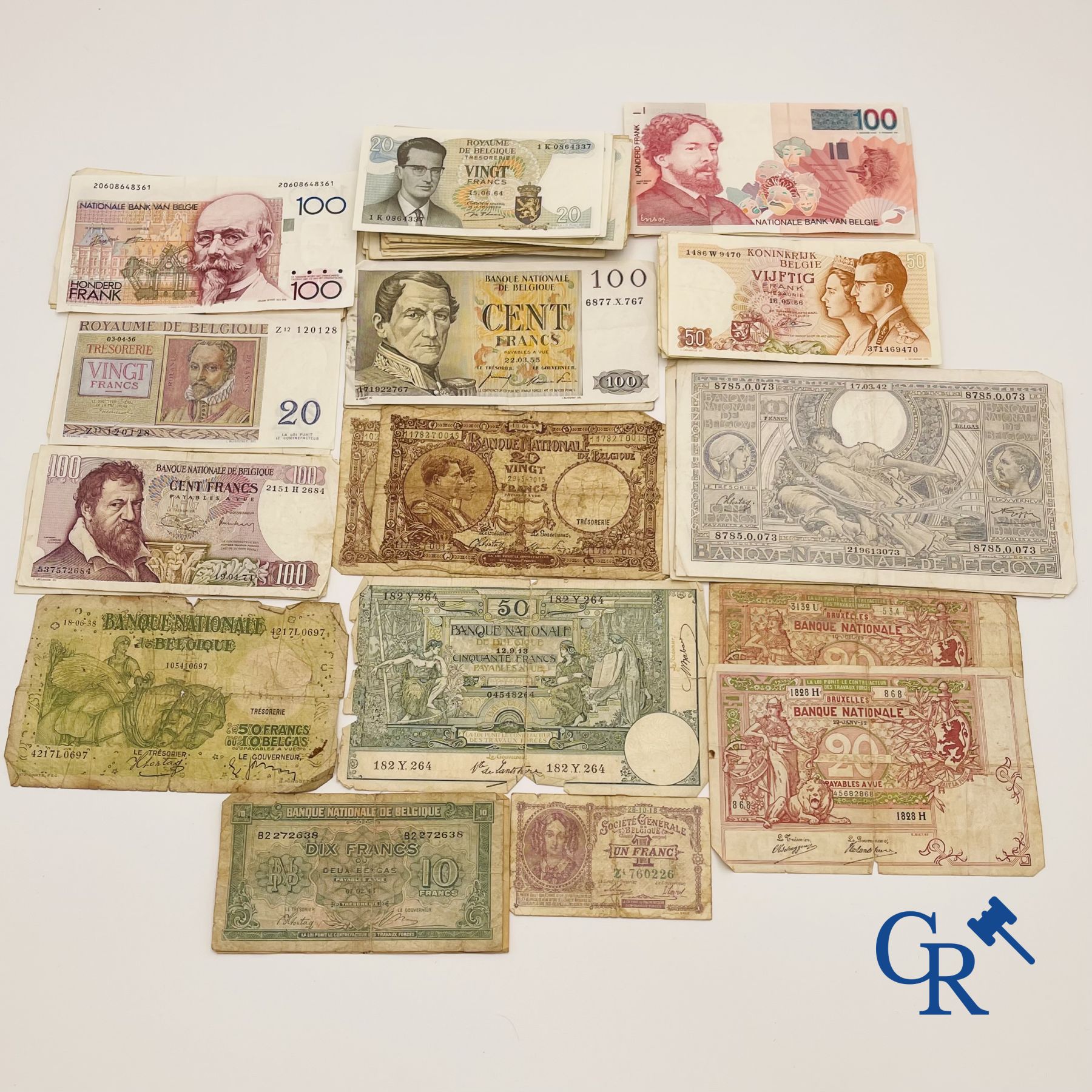 Coins/Banknotes: Large lot of Belgian banknotes.