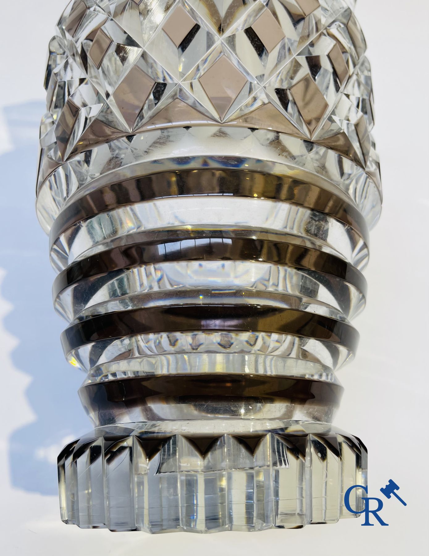 Verrerie: 4 vases en cristal Val Saint Lambert.